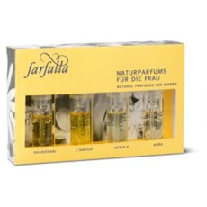Akční balíček Farfalla set mini dámské parfémy 4 ks   Všechny čtyři přírodní dámské parfémy (Shandrani, Nerola, L´Amor a Aura) jako mini spreje. 4 kusy dámských mini parfémů.