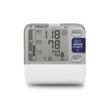 Automatický tlakoměr na zápěstí Omron R6 Tlakoměry Omron