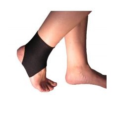 Neoprénová hlezenní bandáž - malá Regeko Regeko