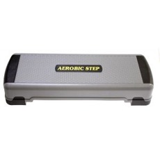 AKCE P780 Aerobic step bedýnka   Velká plastová bedýnka pro step aerobic. S protiskluznou úpravou. Tři nastavitelné výšky á 5cm. Nosnost do 100 kg.
