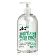 Bio-D tekuté antibakteriální mýdlo na ruce s vůní tymiánu 500ml Bio-D  Účinné přírodní mýdlo, fungující jako dezinfekce na ruce.Odstraní rychle až 99,9% bakterií včetně například E.coli a...